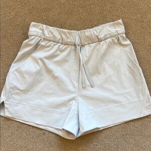 Lululemon drawstring shorts